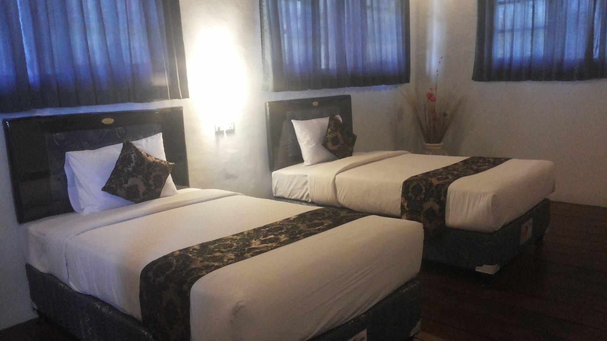 U House Seminyak 호텔 캐로보칸 외부 사진